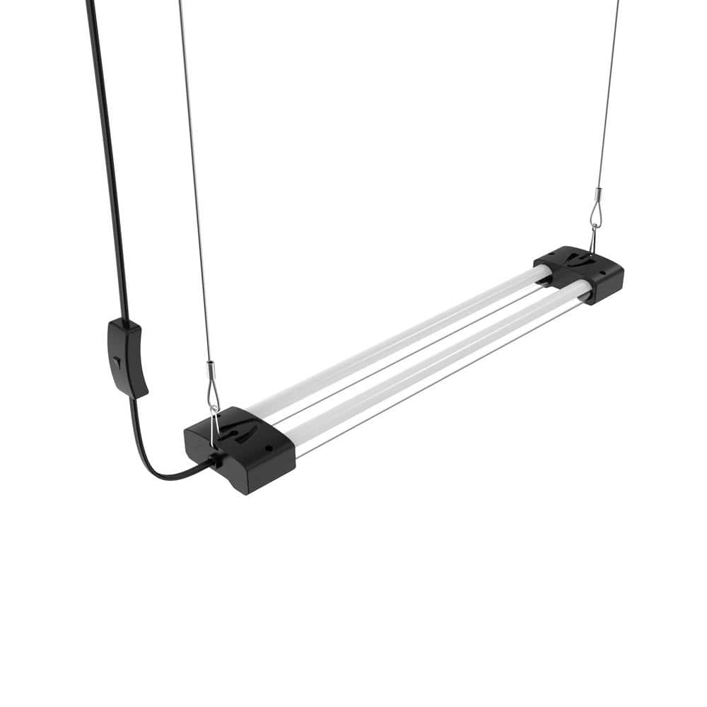Black Polycarbonate Full Spectrum LED Grow Light with Hanging Cable