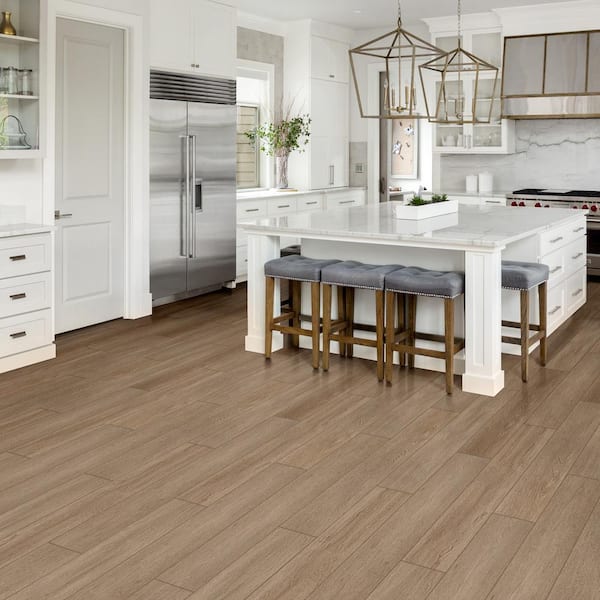 MSI Cyndya Grove 9.9 mm T x 7.72 in. W x 47.87 in. L Waterproof Laminate Flooring (40 cases/716.8 sq. ft./pallet)