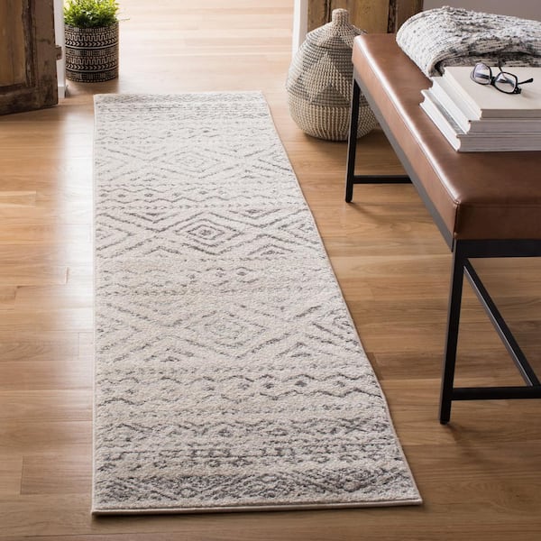 Tulum Ivory/Gray 2 ft. x 15 ft. Striped Geometric Diamonds Runner Rug