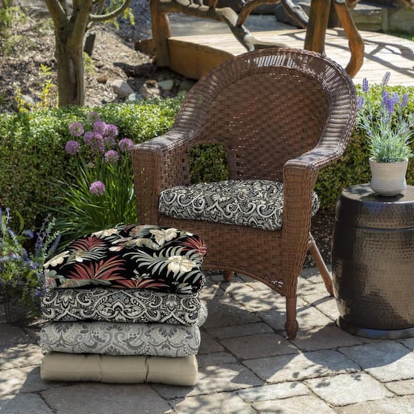 ARDEN Black Aurora Damask Square Outdoor Wicker Chair Cushion