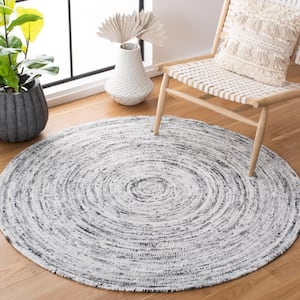 Braided Ivory/Black 6 ft. x 6 ft. Round Striped Area Rug