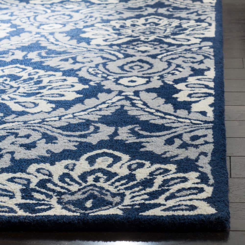 Ivory Floral Elegance 8' x 10' Hand-Tufted Wool-Cotton Rug