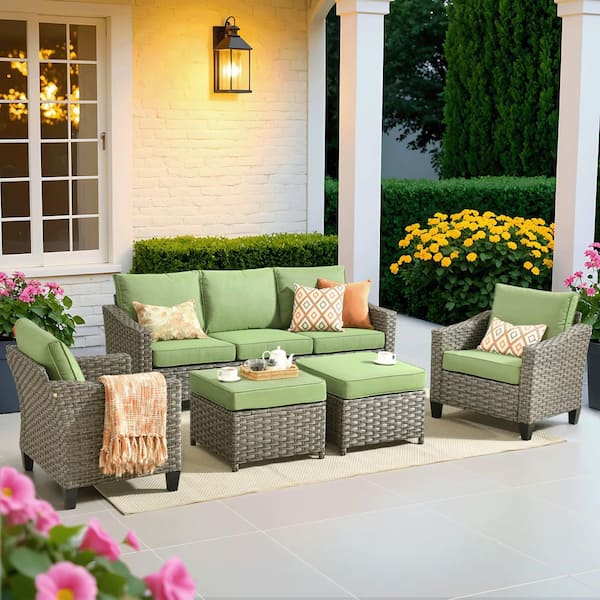 Rosy 5-Piece Wicker 5-Seat Outdoor Furniture Patio Conversation Sofa Seating Set with Green Cushions