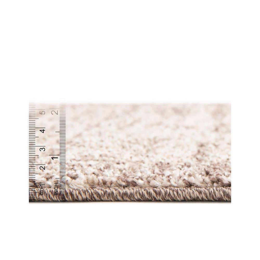 Reversible Easy-Care Tufted Rug in Light Brown - 7' x 10'