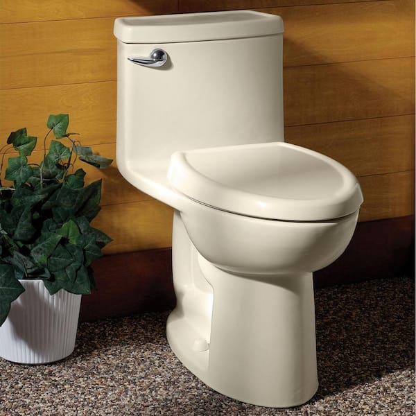 Cadet 3 Round Slow Close Toilet Seat in Bone