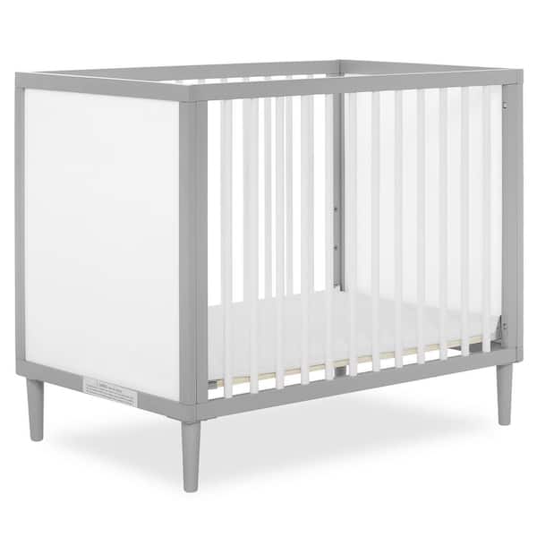 Century Meets Modern I Portable Crib Dream On Me Lucas Mini Modern Crib with Rounded Spindles I Convertible Crib I Mid 