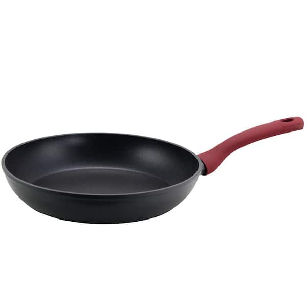 https://images.thdstatic.com/productImages/eaa465c2-300a-4f09-b11e-0c80126c51df/svn/red-and-charcoal-gibson-home-skillets-985100896m-64_600.jpg