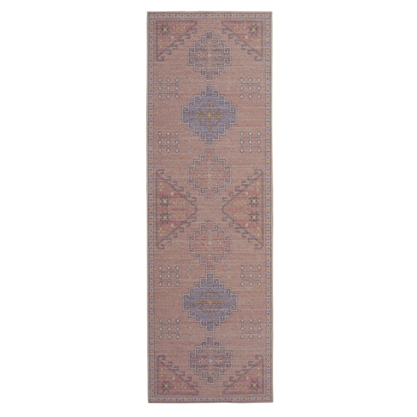 Park Emmy Pink and Blue 2. 6 x 8 ft. Traditional Woven Distressed Polyester Rectangle Indoor Accent Area Runner Rug