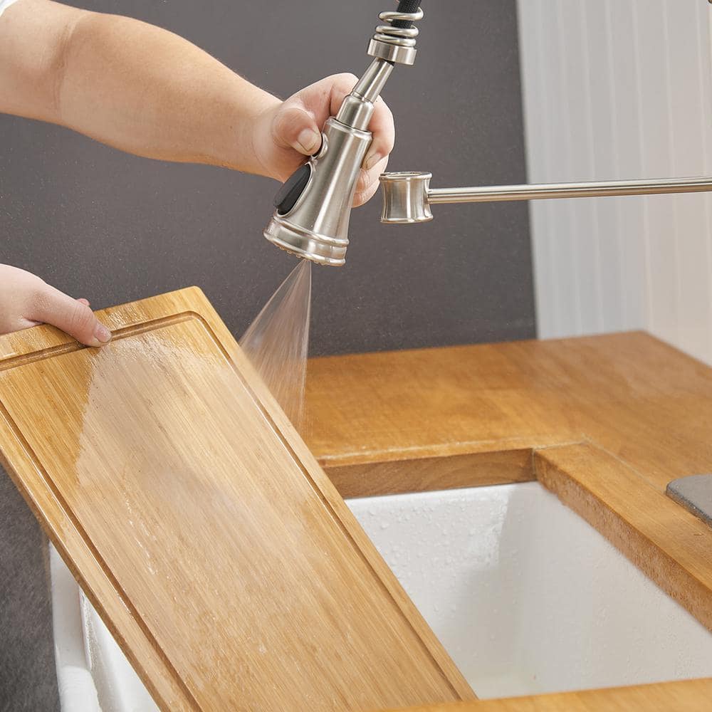 Brushed Nickel Single-Handle Pull-Down Sprayer Kitchen Faucet