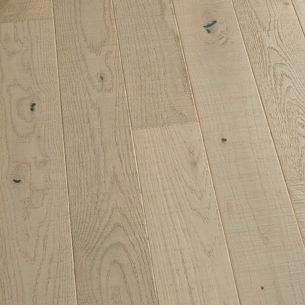 Malibu Wide Plank French Oak Pebble Beach 3/4 in. Thick x 5 in. Wide x Varying Length Solid Hardwood Flooring (22.60 sq. ft./case)