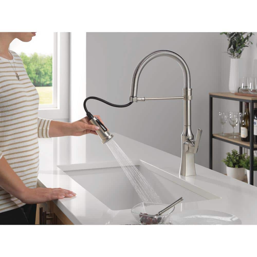 Stainless Steel Pull-Down Kitchen Faucet with Magnetic Dock