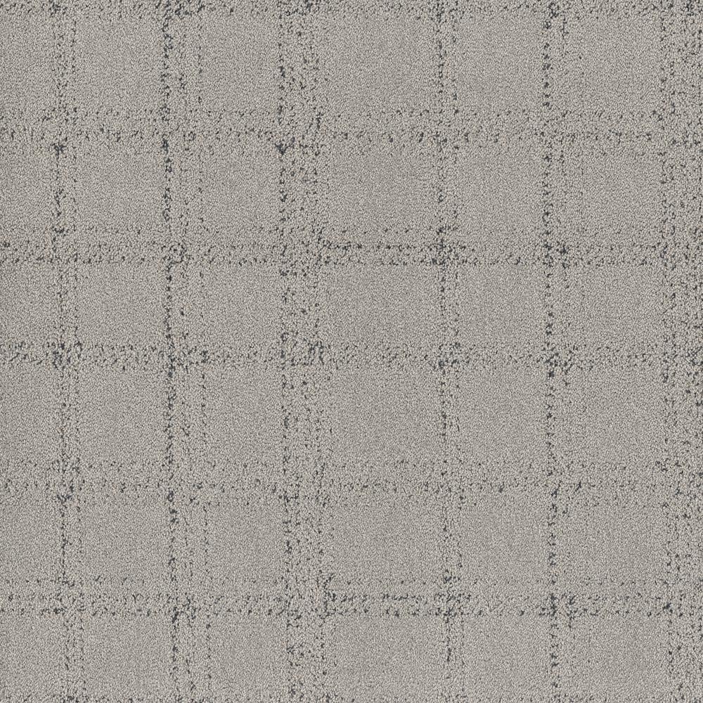 Lifeproof Harrington Color Buff Gray 42 oz. SD Polyester Pattern Installed Carpet HDF6969503