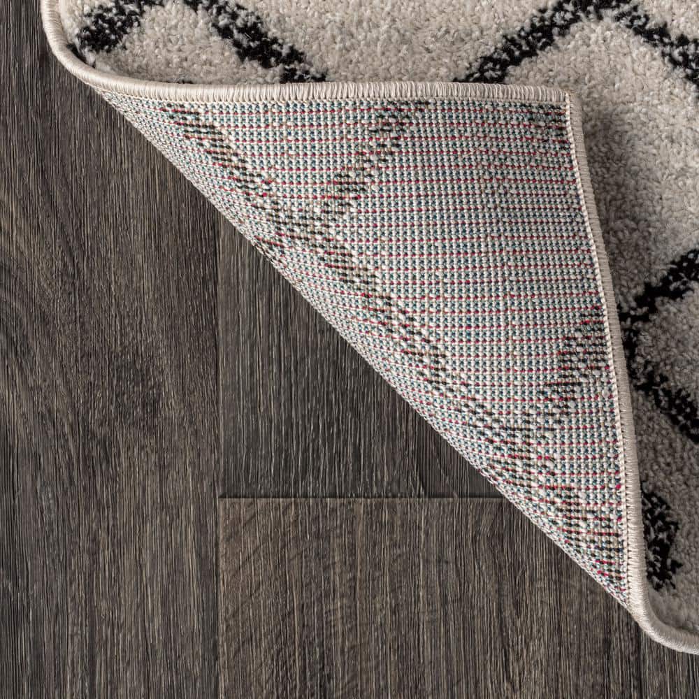 Aksil Moroccan Beni Souk 8' x 10' Cream & Black Area Rug