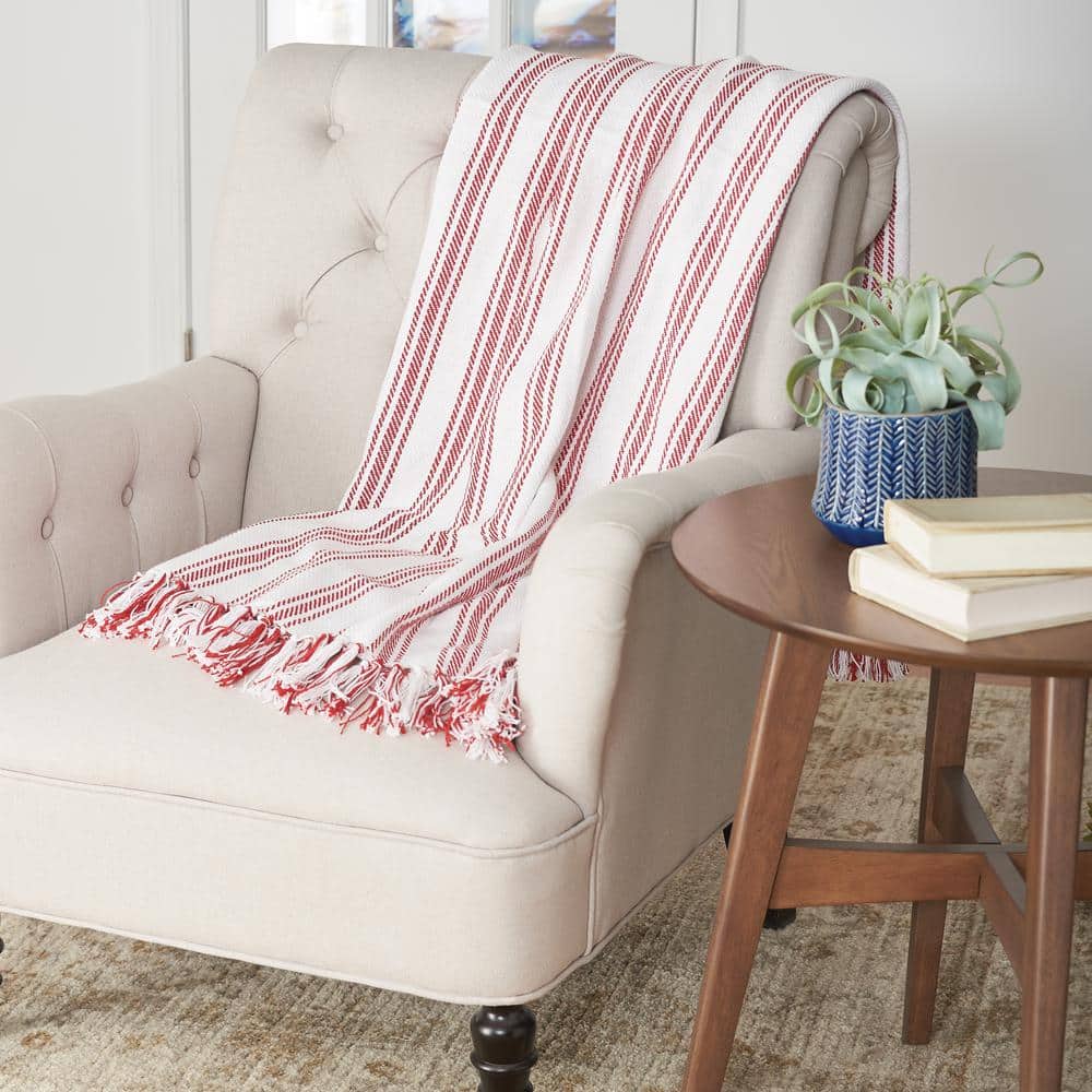 Crimson Fall Breeze Quilted Blanket NCU0DK1445