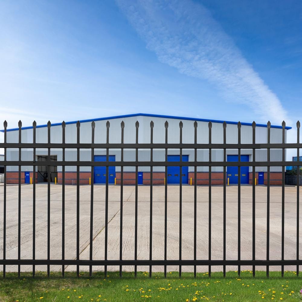 ALEKO 64-Foot Black Steel 8-Panel Straight Top Fence Kit
