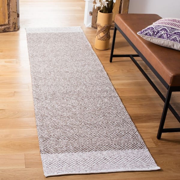 Nantucket 2 ft. x 8 ft. Ivory/Taupe Herringbone Marle Runner Rug