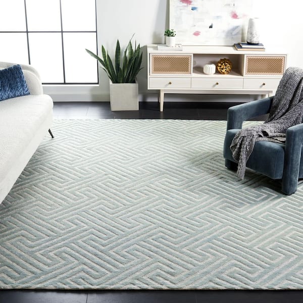 Santa Fe 8 ft. x 10 ft. Light Gray/Silver Modern Geometric Area Rug