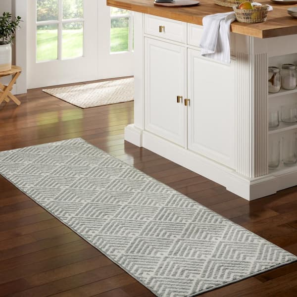 StyleWell Kitchen Plush Slice Beige 19.7 in. x 31.5 in. Machine