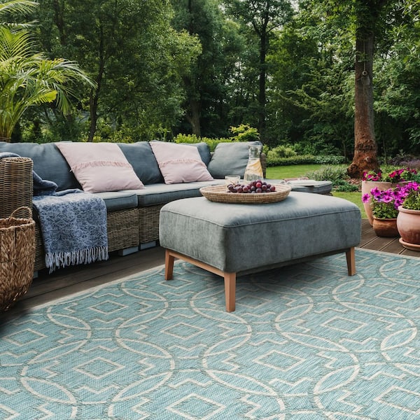 Courtyard Aqua/Gray 5 ft. x 8 ft. Geometric Circle Indoor/Outdoor Area Rug