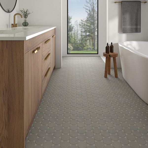 Indoterra Trail 3-1/4 in. x 3-1/4 in. Matte Porcelain Concrete Look Circle Mosaic Tile Sample