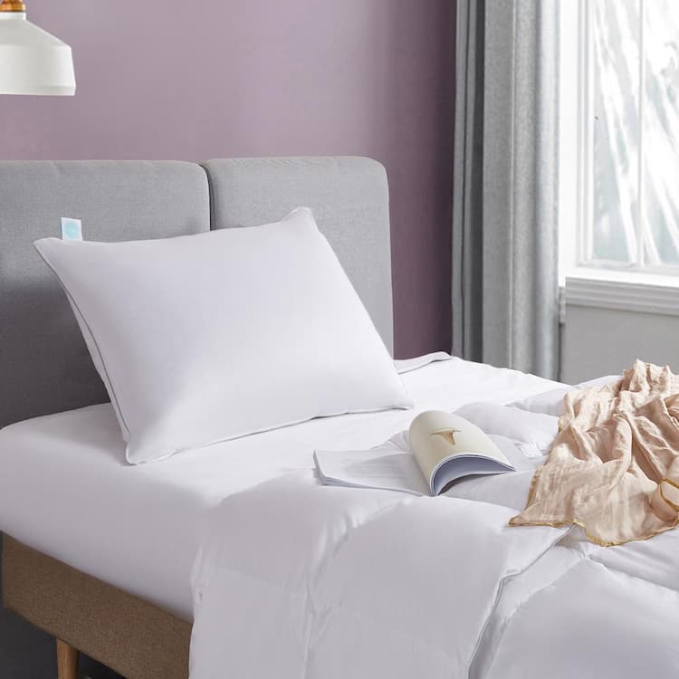 Martha Stewart Living 400-Thread Count White Soft Density Down Standard/Queen Size Pillow