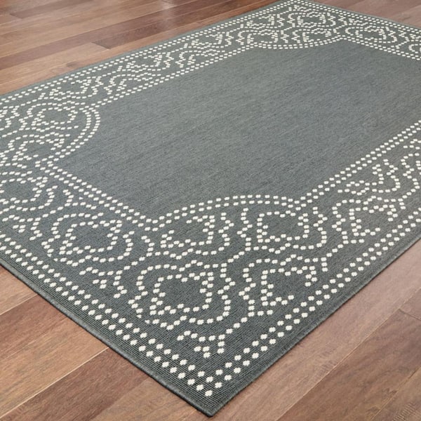 Gray, Ivory 4 ft. x 6 ft. Loomed Border Polypropylene Rectangle Indoor/Outdoor Area Rug