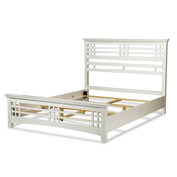 Fashion Bed Group Avery Cottage White King Complete Bed with Wood Frame and Mission Style Design