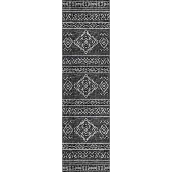 Yuma Black 2 ft. 3 in. x 7 ft. 6 in. Geometric Indoor/Outdoor Washable Area Rug