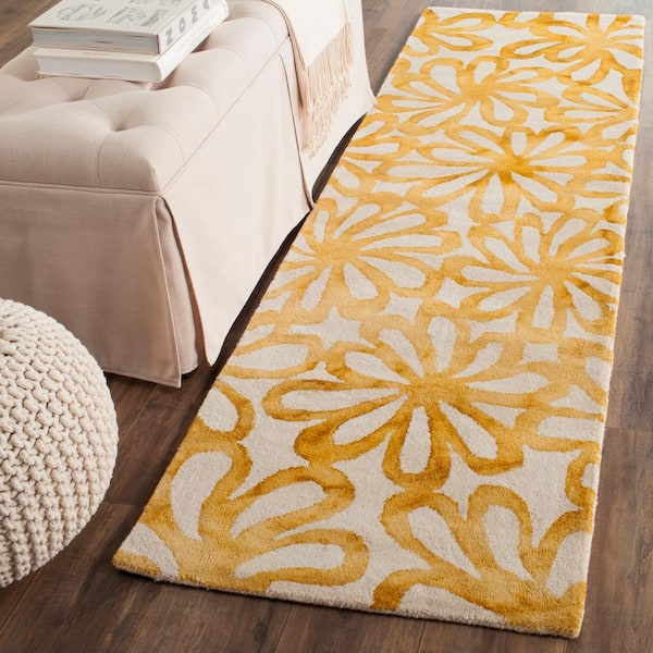 Dip Dye Beige/Gold 2 ft. x 12 ft. Floral Runner Rug