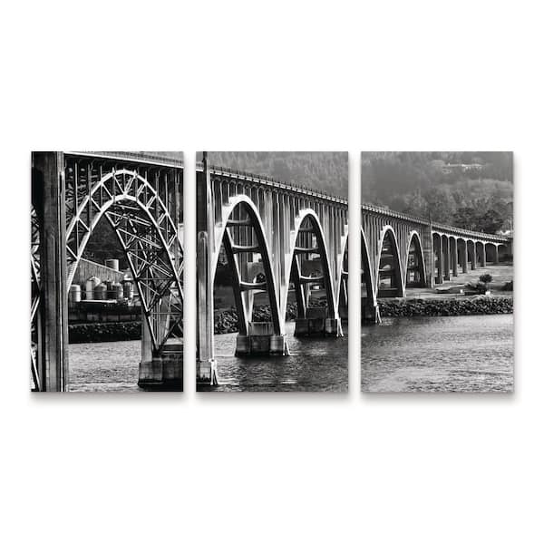 Trademark Fine Art Susan Vizvary Photography Oregon Bridge in. Black and White 3-Piece Panel Unframed Photography Wall Art 19 in. x 36 in.