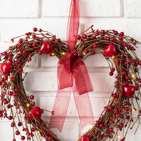 15 Inch Wire Heart Wreath - Pack of 5