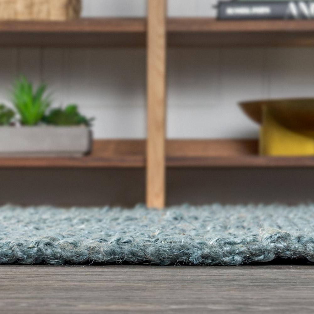 Handwoven Light Blue/Gray Chunky Jute Rug with Fringe - 5x8 Feet