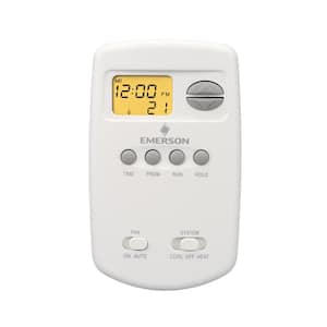70 Series Classic, 5 + 2 Day Programmable, Single Stage (1H/1C) Vertical Thermostat