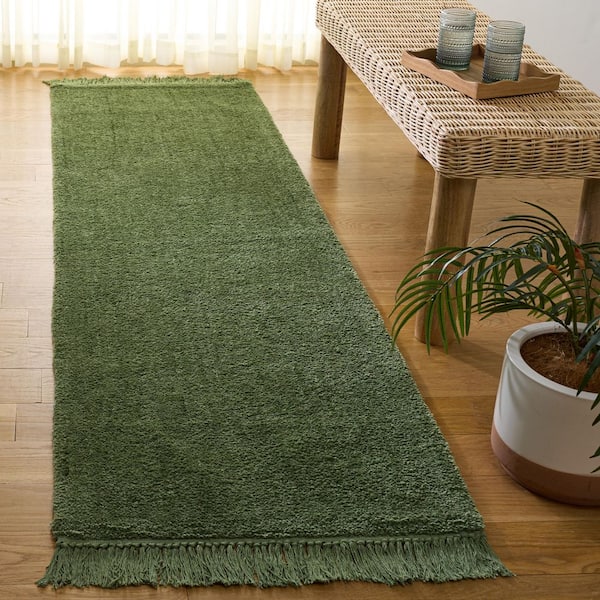 Vermont 2 ft. x 8 ft. Green Solid Textured Runner Rug