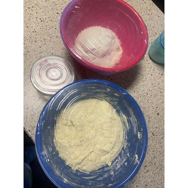 14 Piece Reusable Silicone Food Storage Covers Set, 7 Different Sizes for Bowls and Containers