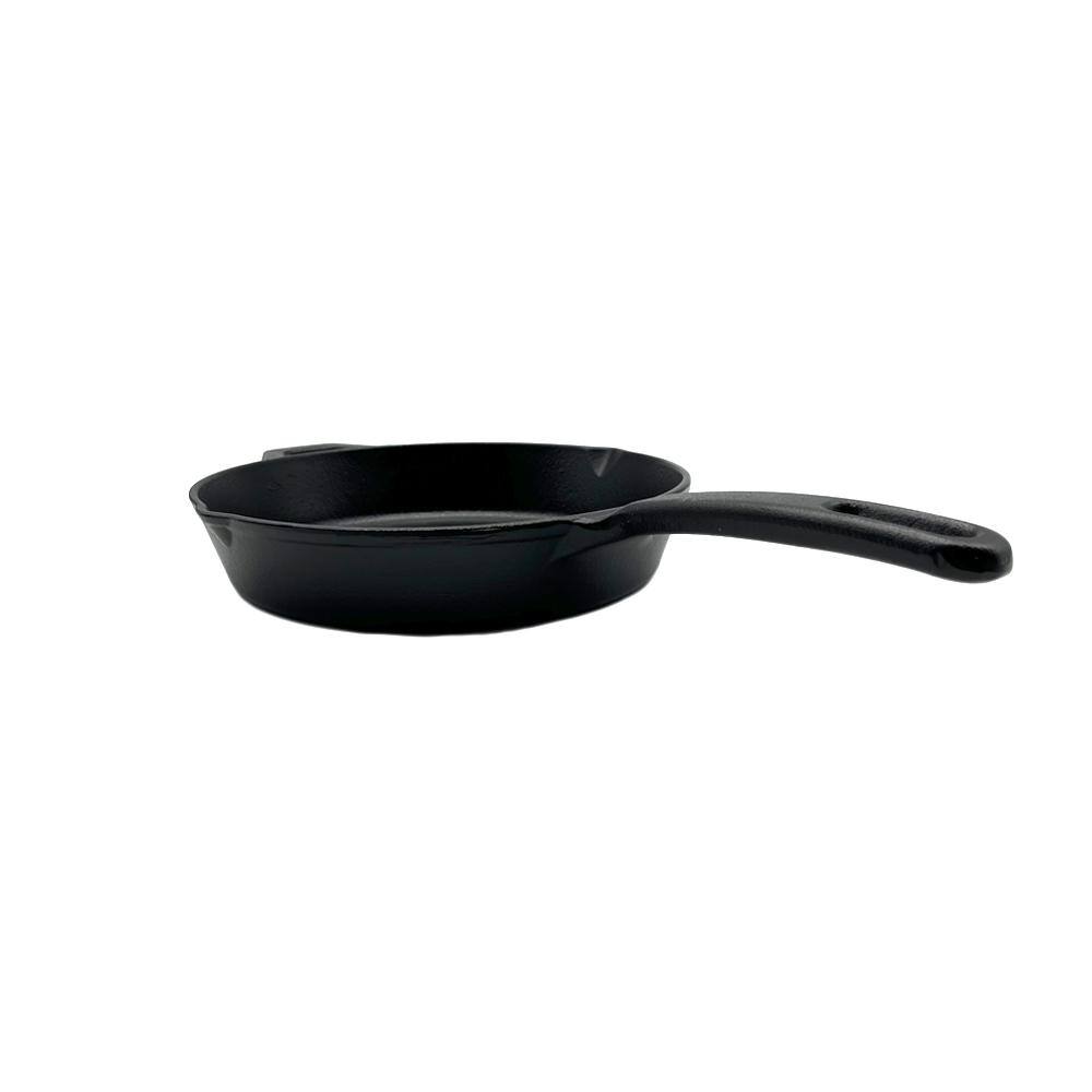 10 in. Round Cast Iron Skillet - thumbnail 3