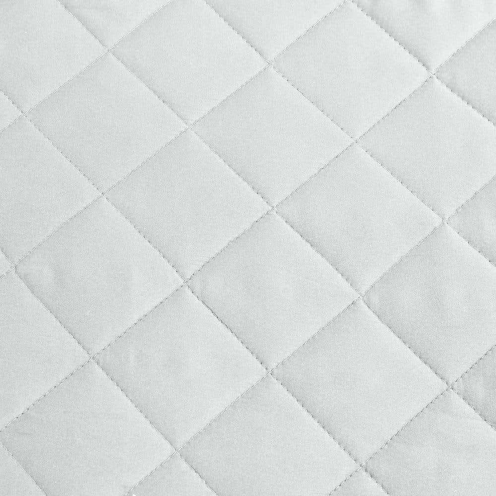 White Twin Microfiber Reversible Quilt Set with Shams