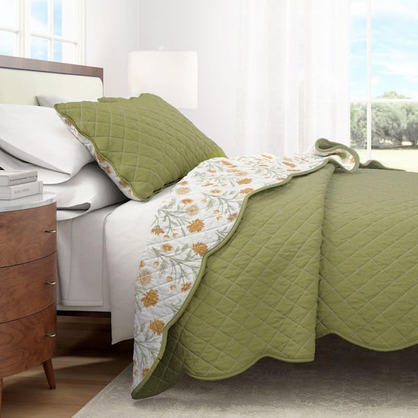 FRESHFOLDS Green Subtle Floral Printed 2-Piece Twin / Twin XL Cotton Quilt Bedding Set