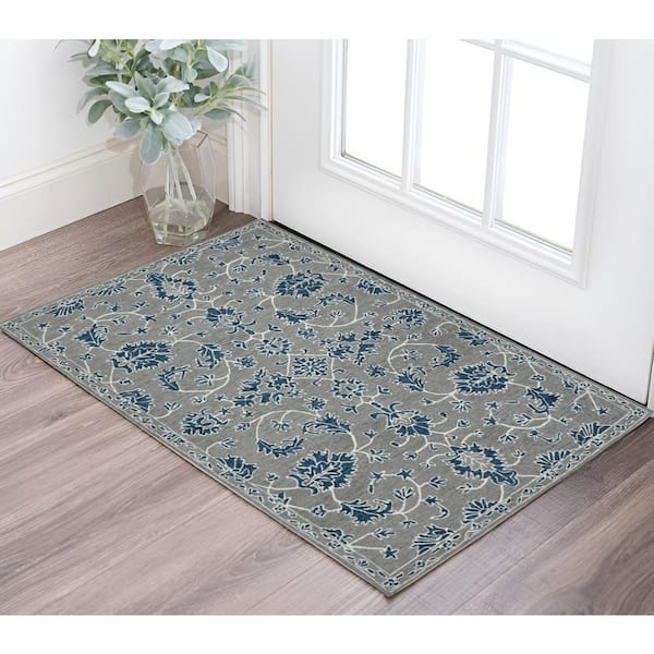 2 ft. x 3 ft. Gray Blue And Ivory Wool Floral Medallion Hand Hooked Area Rug