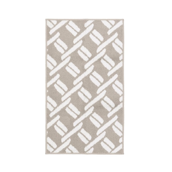 Nautica Baize Chain Light Grey and White 2 ft. 2 in. x 4 ft. Tufted Runner Rug