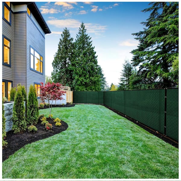 BOEN 6-ft H x 15-ft W Green Polyethelene Chain Link Fence Screen