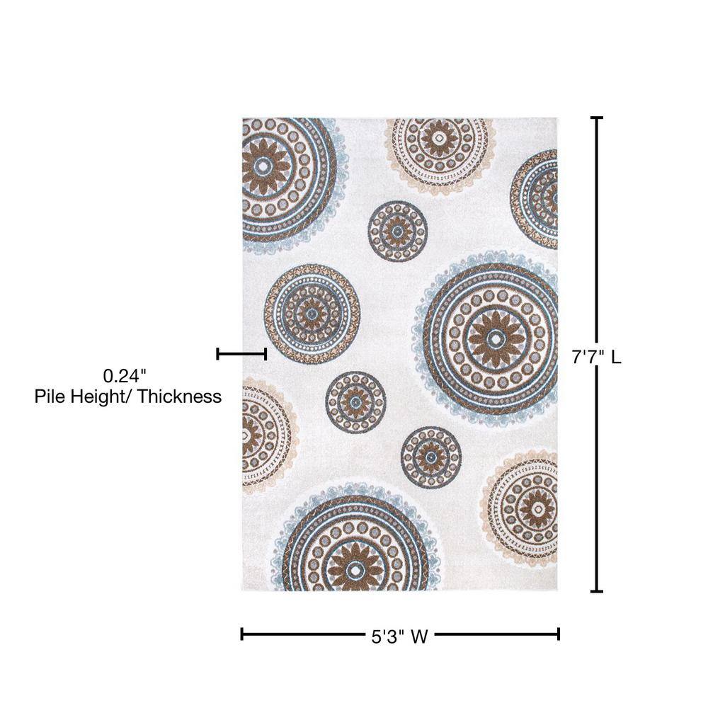 Beige Geometric Indoor/Outdoor Stain-Resistant Area Rug