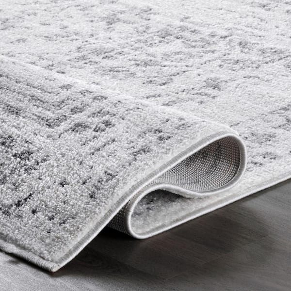 Chenille Accent Rug, 28 x 36 in, Pewter Grey – The Everplush Company