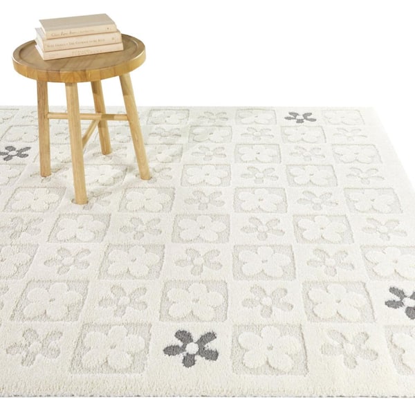 Alyson Grey 8 ft. x 10 ft. Floral Area Rug