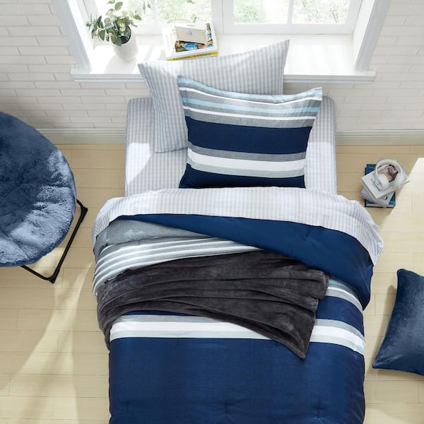 Nautica Longdale Comforter & Pillow Sham Set