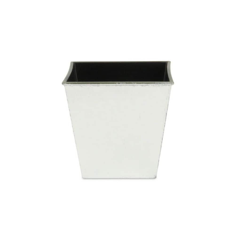 51 Gallon(s) Silver Indoor Plastic Square Planter with Weather Resistance (5.25 in. L x 5.25 in. W x 5 in. H) 1-Pack price history on PriceWatchPro