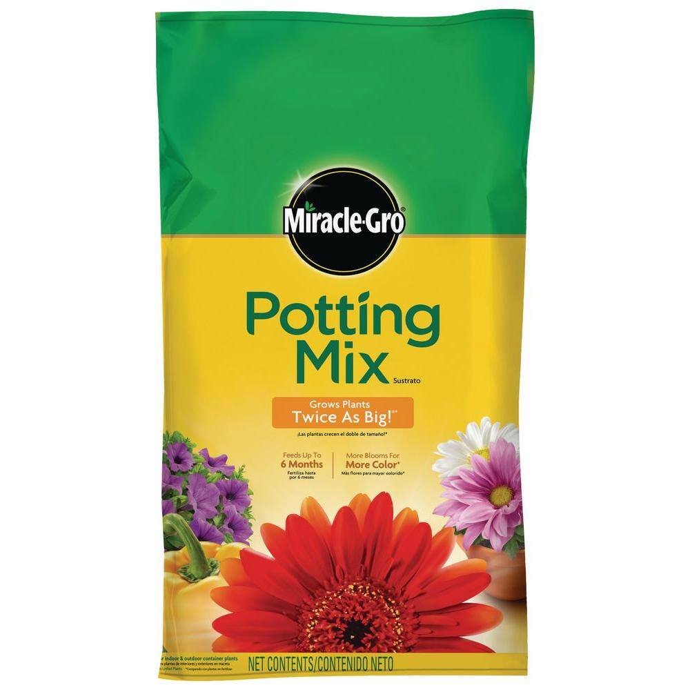 Miracle Gro 25 Qt Potting Soil Mix 72781431 The Home Depot