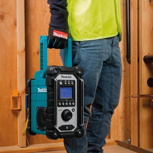 Makita 18V LXT Lithium-Ion Cordless Job Site Radio (Tool-Only) XRM05 The  Home Depot