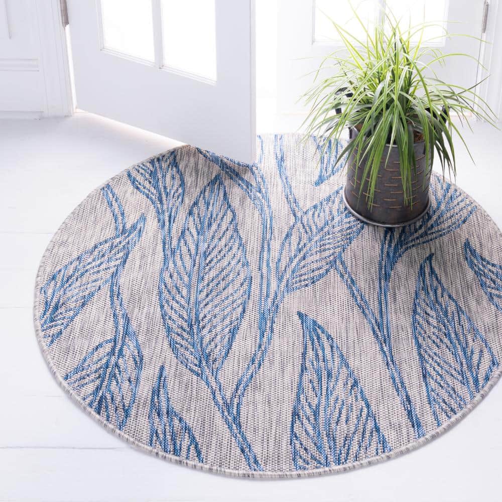 Light Gray Round Synthetic Outdoor Area Rug, 4 ft