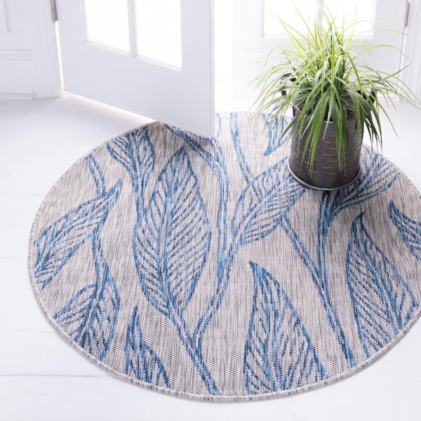 Outdoor Leaf Light Gray 4 ft. Round Area Rug